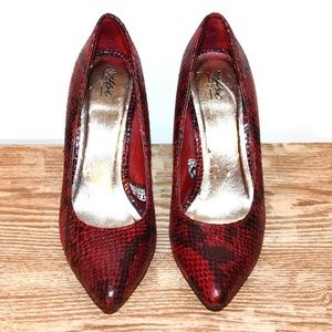 Shiny faux snakeskin heels